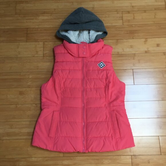Like New Hollister Co. Sherpa Lined Pink Puffer Vest with Hood - Picture 1 of 4